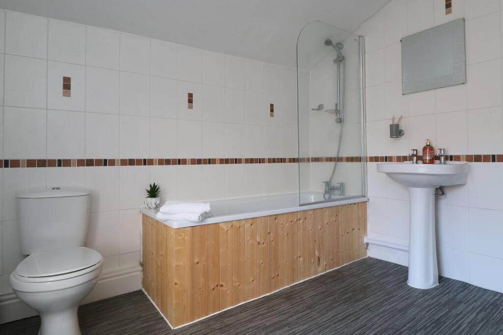 2 Bedroom Characterful House Lancaster Eksteriør billede